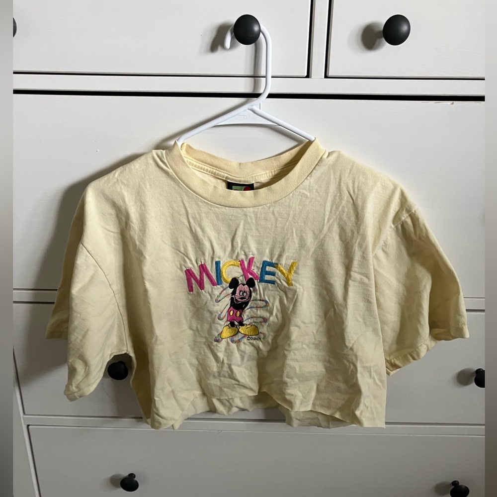 Vintage Mickey Mouse Tshirt Cropped